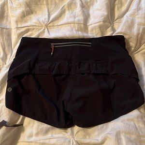 lululemon black size 4 shorts